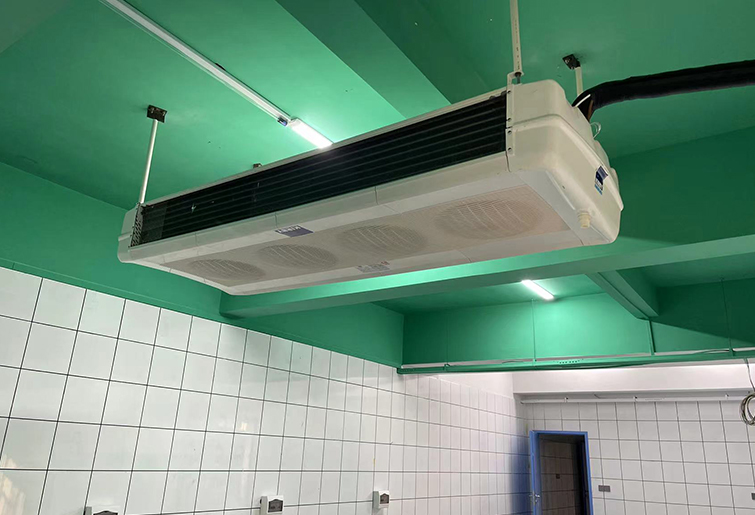 美國西克冷風(fēng)機(jī)車間空調(diào)